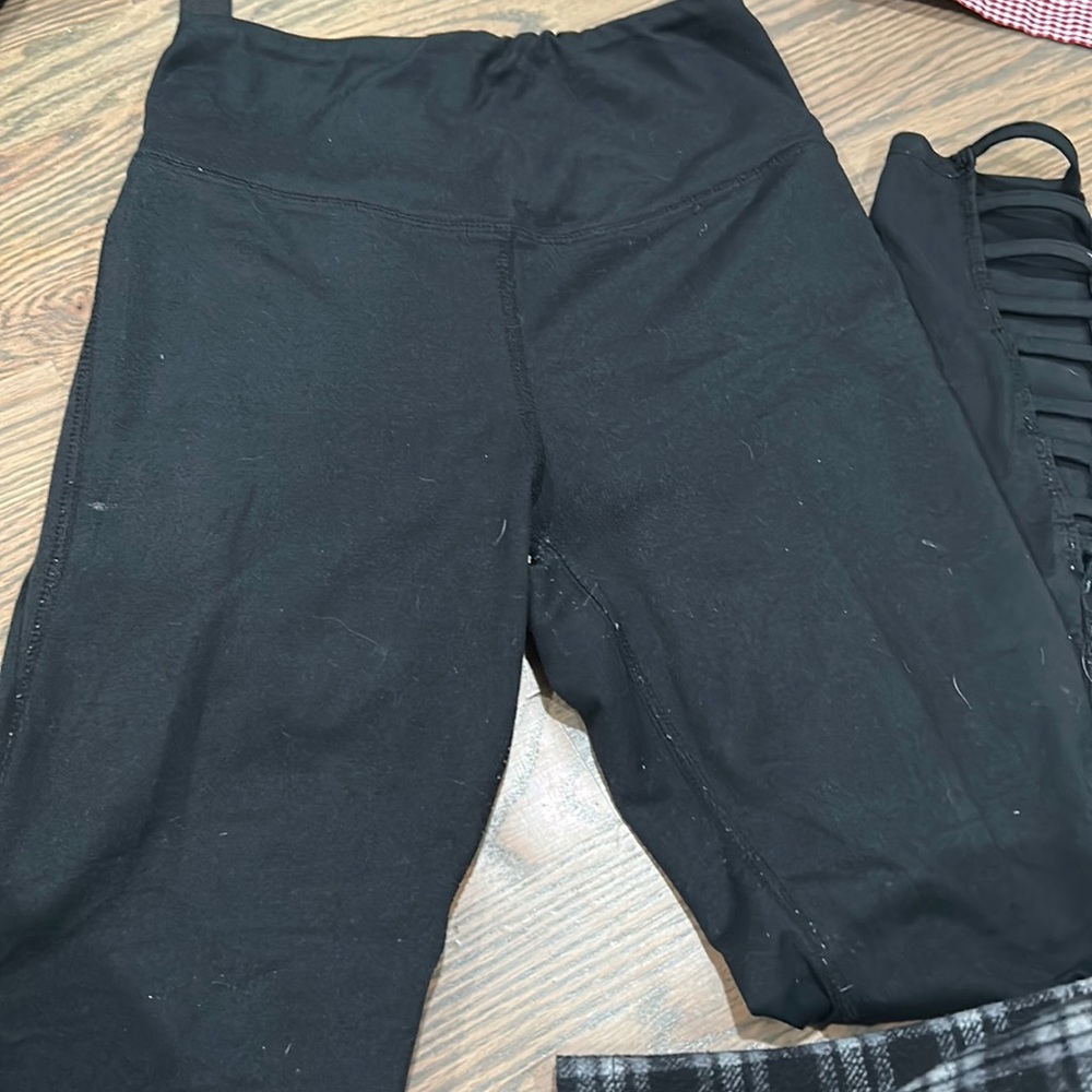 black leggings